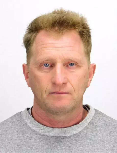 AI Video from prompt: I'm in a Russian condensed milk can.