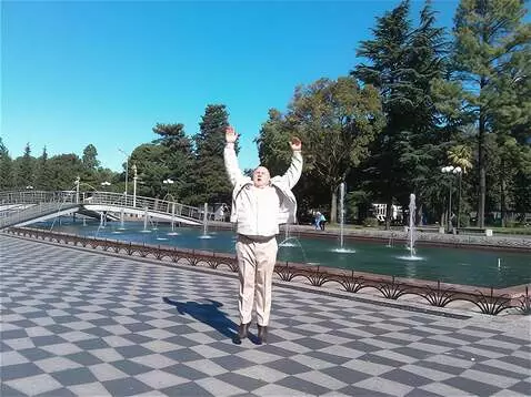 AI Video from prompt: Jump in the Cadillac