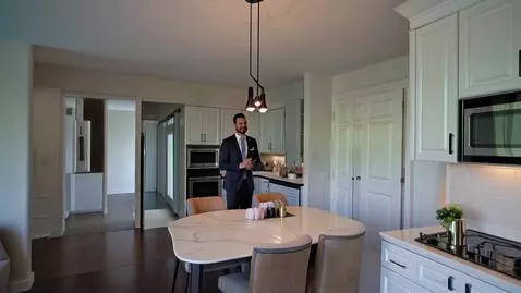 AI Video from prompt: Create a 30-second ultra realistic cinematic pre