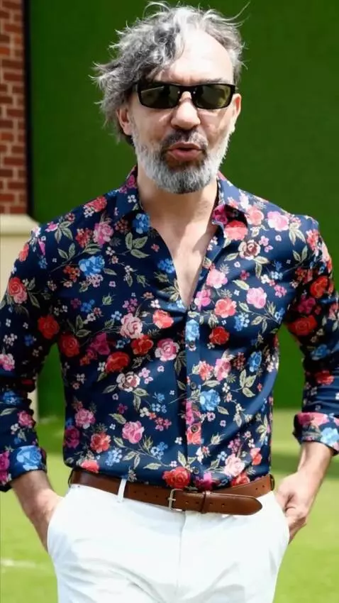 AI Video from prompt: Realistic video. High quality. A man with an exa