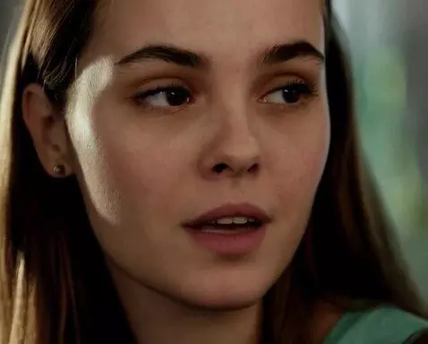 AI Video from prompt: A gentle look