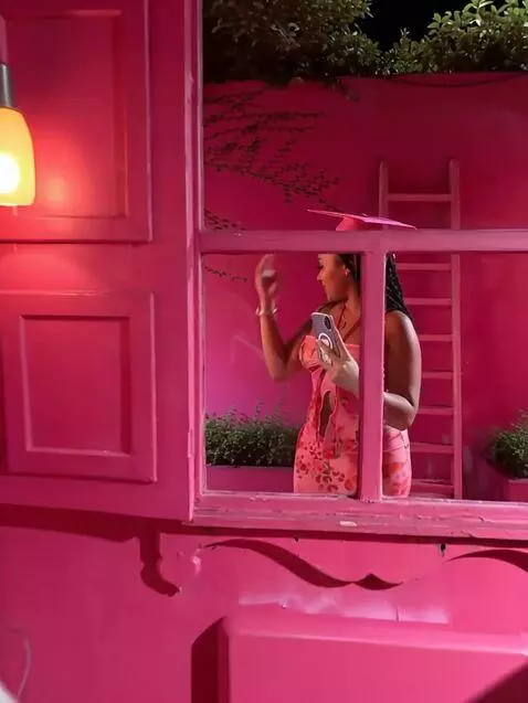 AI Video from prompt: The girl in the picture name is Carisia, she is 