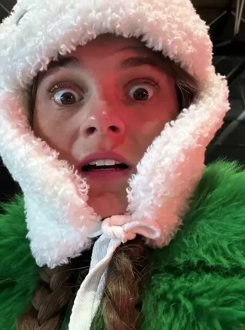 AI Video from prompt: he looks surprised