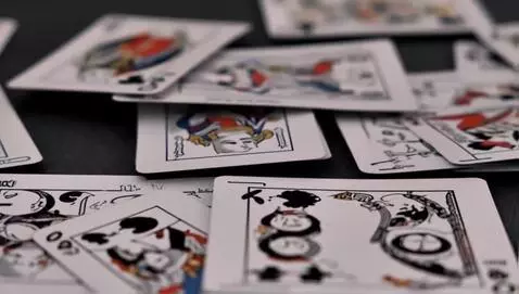 AI Video from prompt: very good very nice card deck