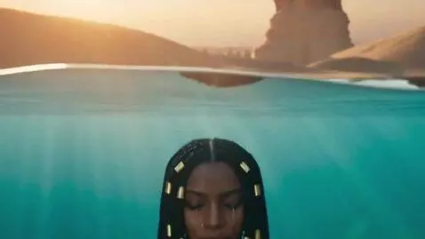 AI Video from prompt: Cinematic slow-motion sequence in hyper-realisti