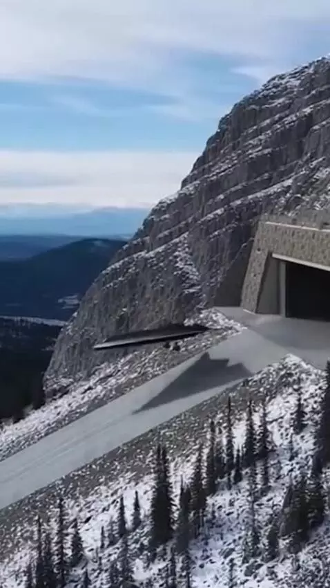 AI Video from prompt: Ultra realistic military reconnaissance drone fo