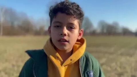 AI Video from prompt: a boy hjllhjlhjllhjlhjlhl