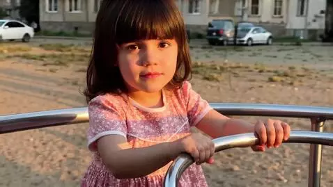 AI Video from prompt: The background behind me is spinning