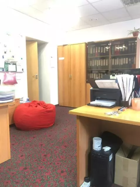 AI Video from prompt: don't change anything in the photo, the camera i