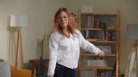 AI Video from prompt: Women dancing.