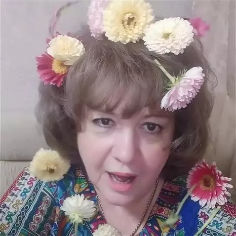 AI Video from prompt: flowers are falling on a woman