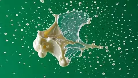 AI Video from prompt: A yoghurt splash from one end of the screen to t