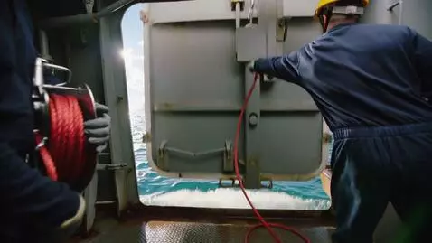 AI Video from prompt: Make it look like 4 people, 1 of whom is the aut