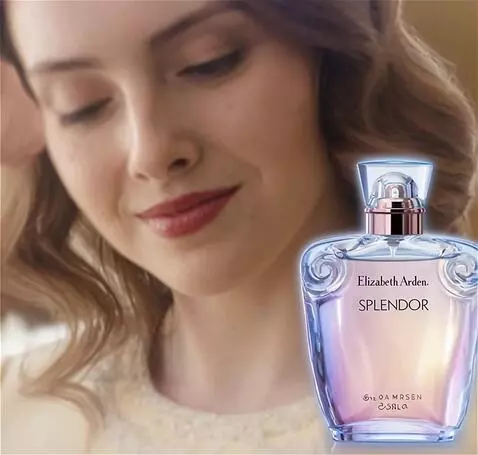 AI Video from prompt: A close-up portrait of a woman tilting her head 