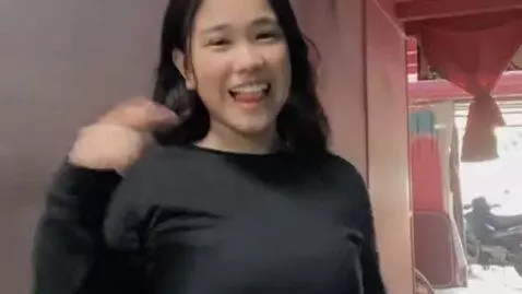 AI Video from prompt: https://vt.tiktok.com/ZSuu5KHm7/