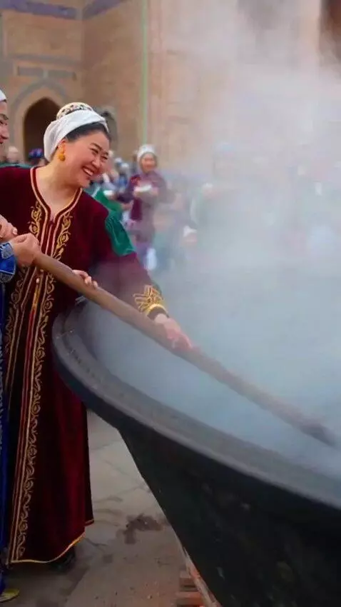 AI Video from prompt: make me a video about the Nowruz hliday in Uzbek