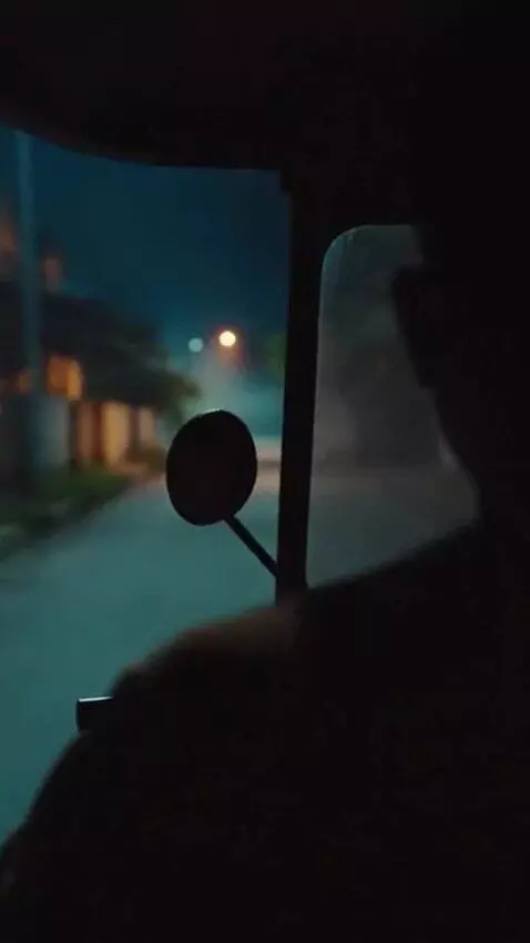 AI Video from prompt: This happened to me a few years ago, and I still