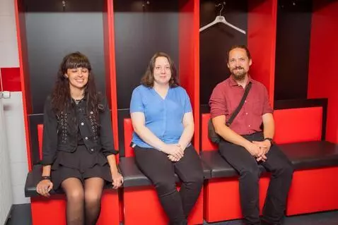 AI Video from prompt: girl on the left fall asleep on her left shoulde