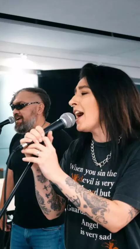 AI Video from prompt: Realistic video. High quality. A man in dark gla