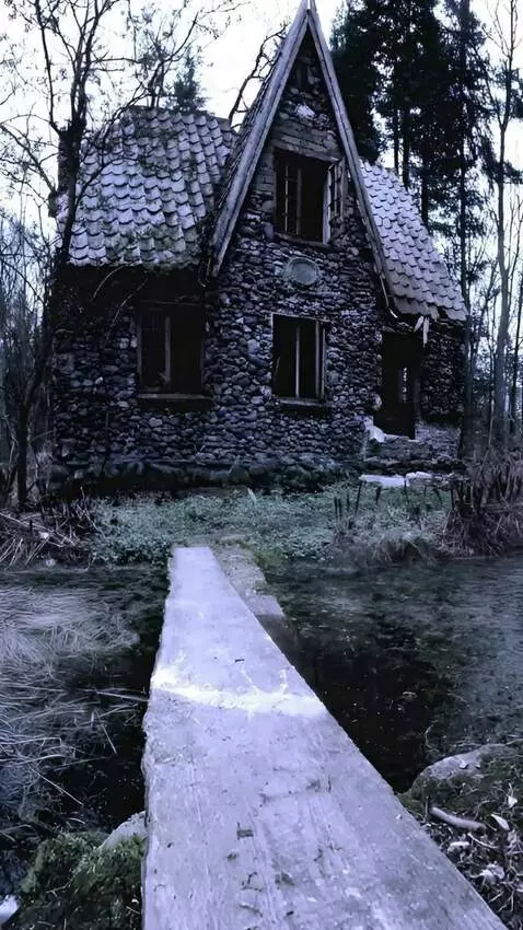 AI Video from prompt: The camera moves forward in a first person view,