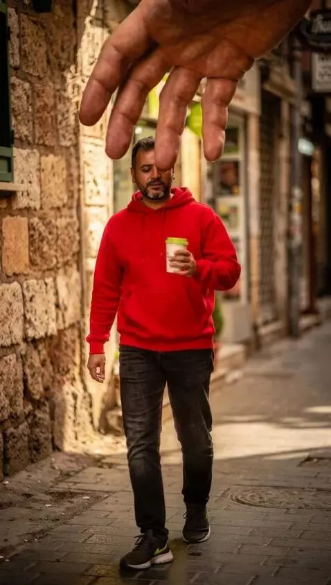 AI Video from prompt: Create a dynamic Giant Grab animation based on t