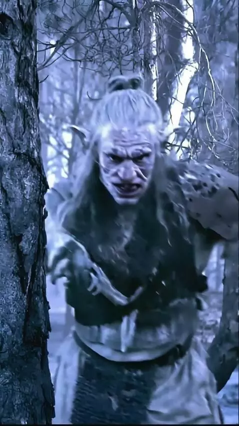 AI Video from prompt: the orc quicly hides behind a tree