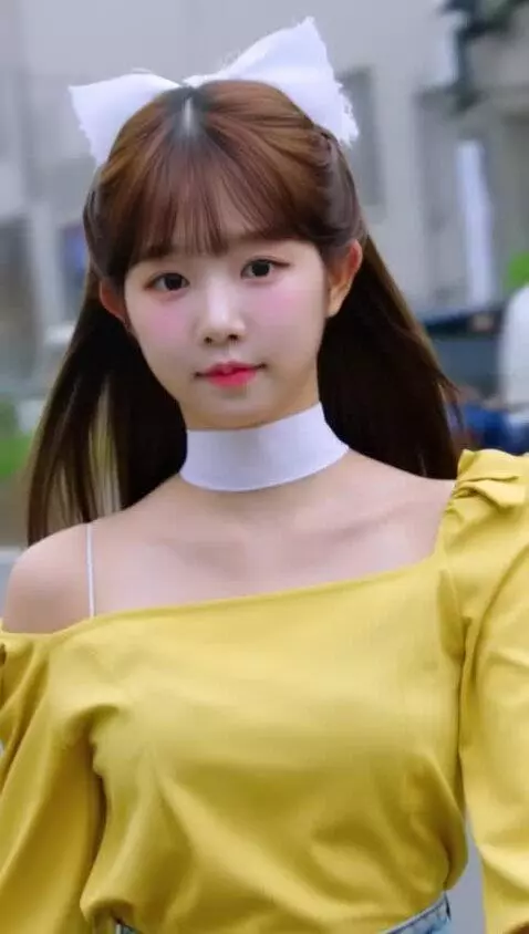 AI Video from prompt: A beautiful Asian girl, Korean. Very fair skin. 