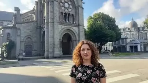 AI Video from prompt: she poses for the camera