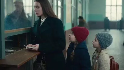 AI Video from prompt: An dramatic episode from a science fiction pseud