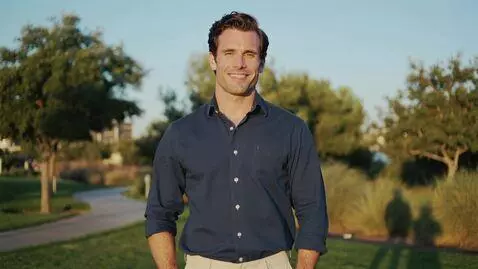 AI Video from prompt: man say “hello”