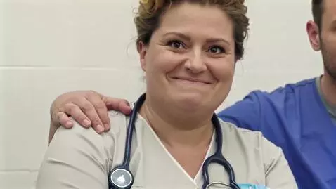 AI Video from prompt: She give kisses close up to camera , then turn a