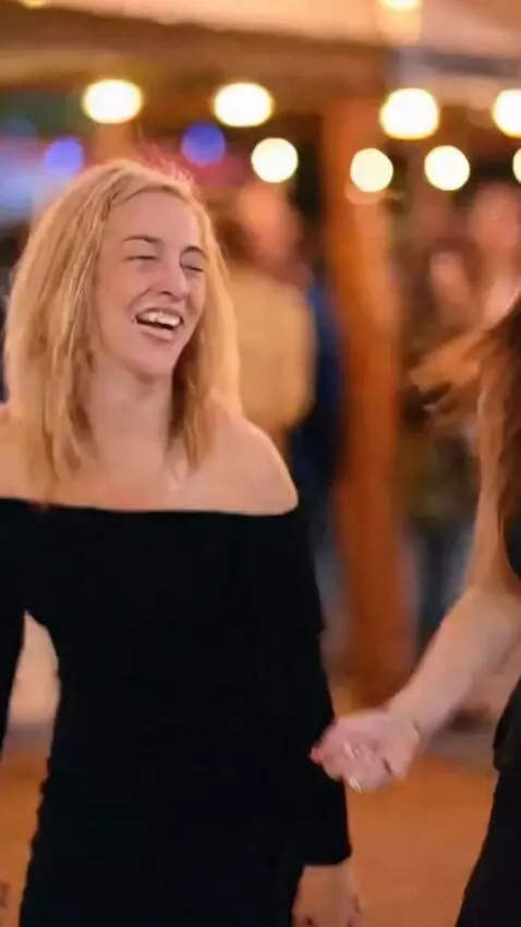 AI Video from prompt: Girls dancing twerk