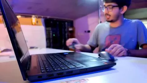 AI Video from prompt: youtuber in youtube