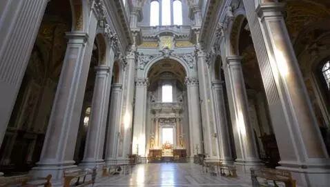 AI Video from prompt: rome catherdral