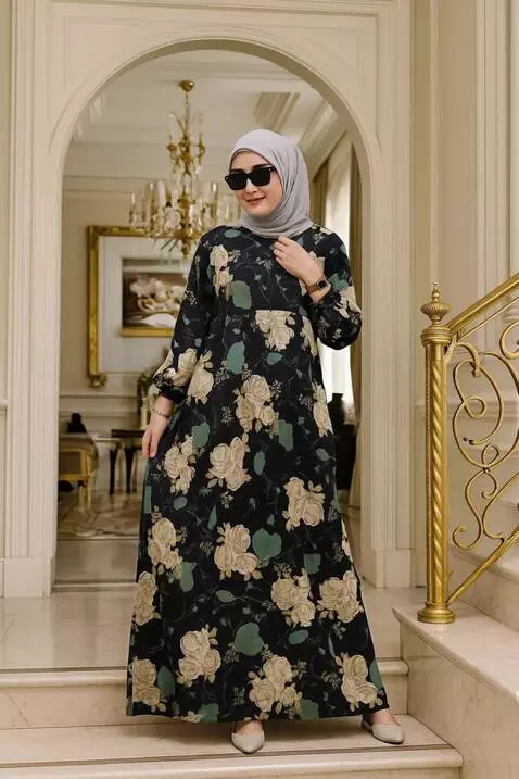AI Video from prompt: A Southeast Asian woman wearing a black floral d