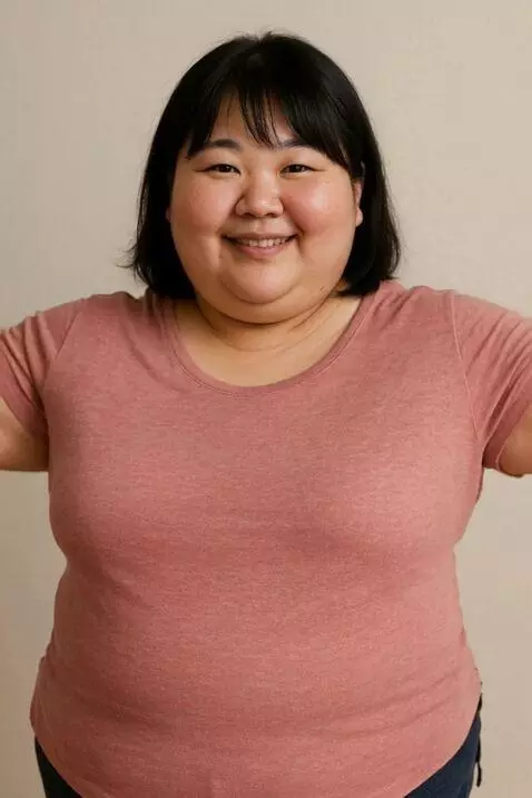 AI Video from prompt: create a video wherein this plus-sized woman spr