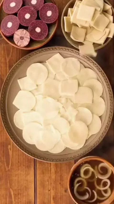 AI Video from prompt: Beshbarmak (Meat)Description: A top-down stop-mo