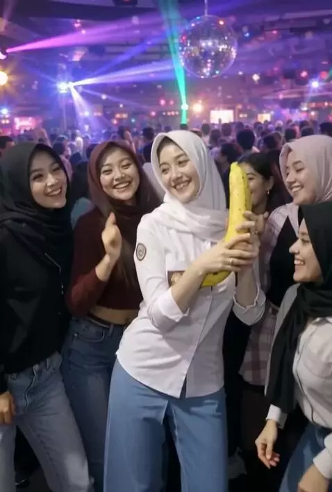 AI Video from prompt: All the dances are exciting and lively, the came