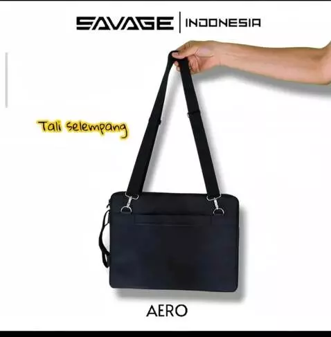 AI Video from prompt: A hand lifts a bag smoothly and brings it closer
