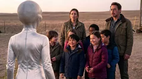 AI Video from prompt: SUNRISE - THE FOSTER HOME - SAME TIME The Alien 