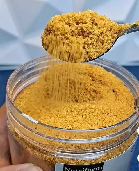 AI Video from prompt: A close-up cinematic shot of red ginger powder m