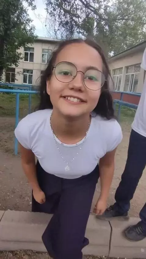 AI Video from prompt: This girl on the left says I'm a furry and then 