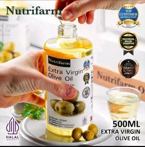 AI Video from prompt: A hand takes a bottle of extra virgin olive oil,