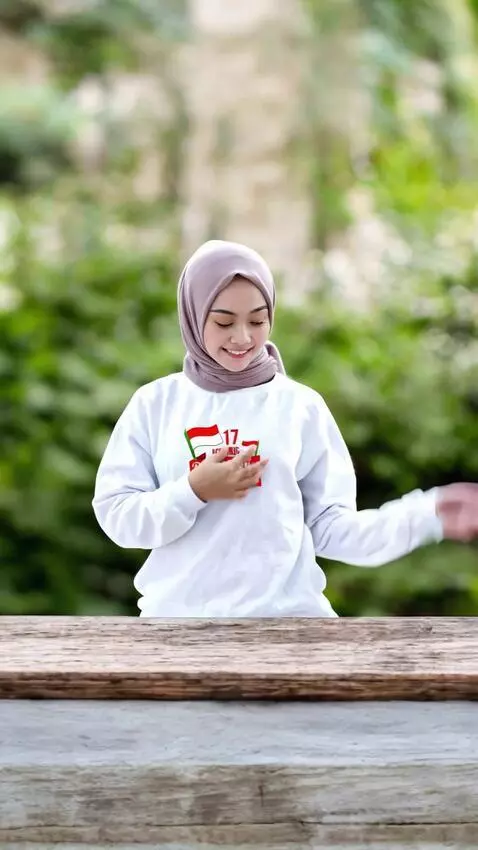 Kling 2.1 (pro) video