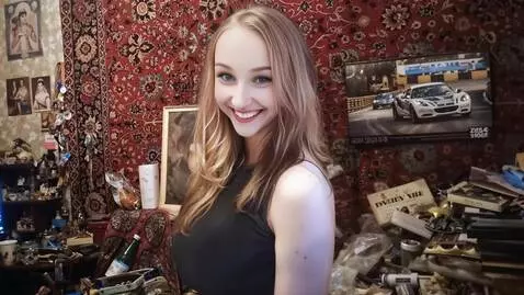 AI Video from prompt: A pretty seductive  beautiful 25-year-old young 