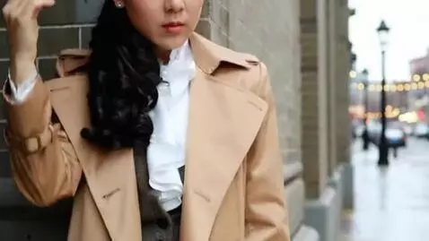 AI Video from prompt: girl girl girl