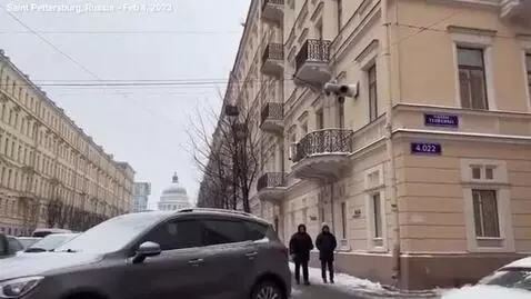 AI Video from prompt: in Russia,Saint-Peterburg accidently powered on 