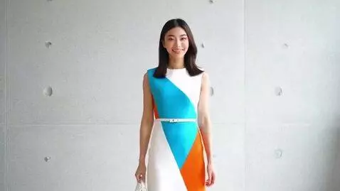 AI Video from prompt: clips of an asian bikini model's tiktok. in each
