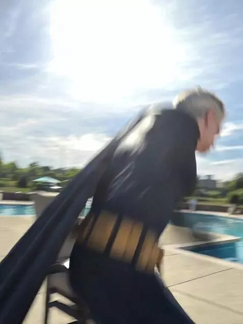 AI Video from prompt: Turbs into batman and fights crime