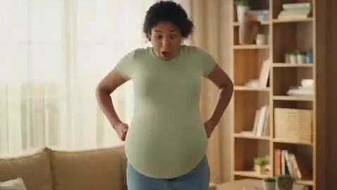 AI Video from prompt: Woman rapidly gaining weight